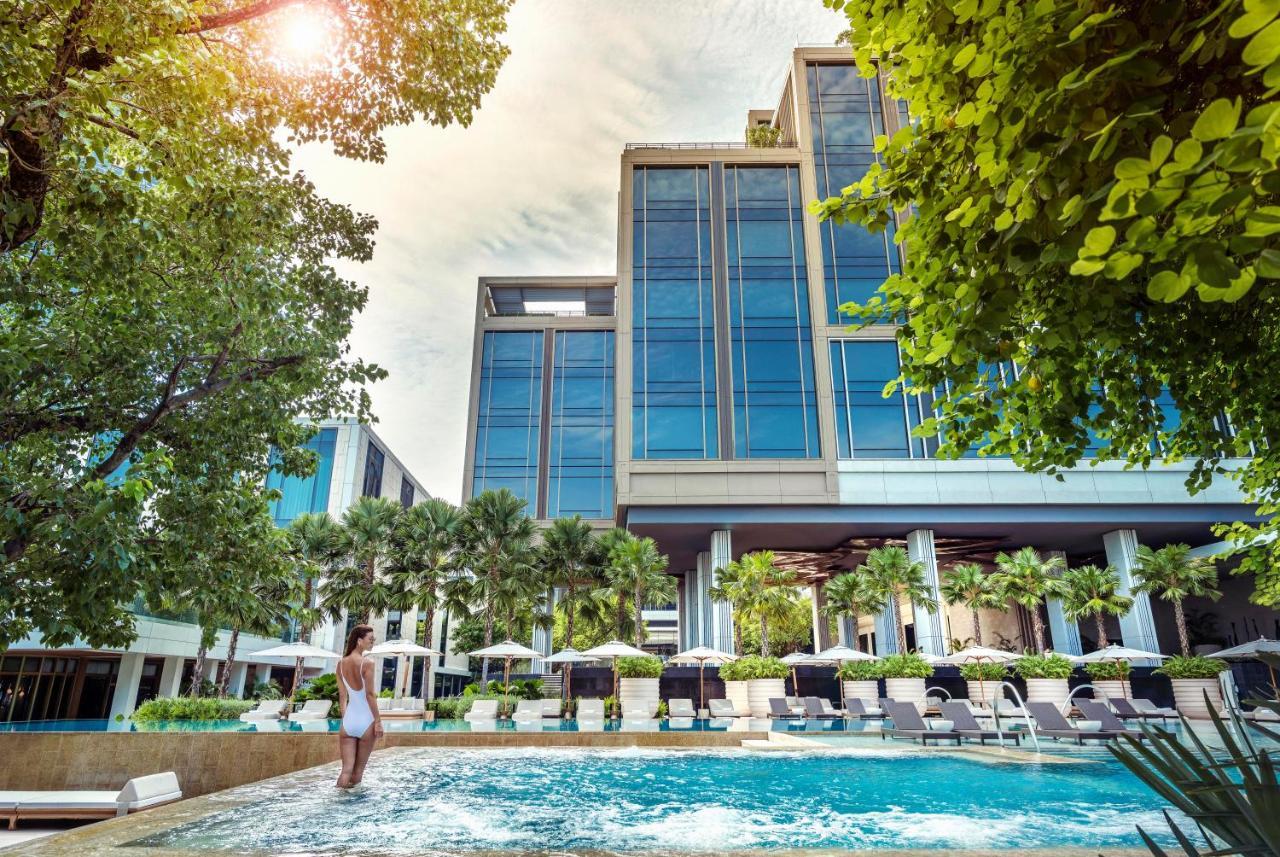 Four Seasons Hotel Bangkok At Chao Phraya River Exteriör bild